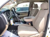 Toyota Sequoia Standard 2016