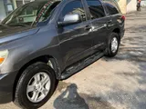 Toyota Sequoia2012 