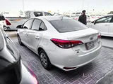 Toyota Yaris Standard 2021 V4