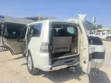 ميتسوبيشي باجيرو للبيع بشكل عاجل