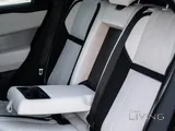 Velar R dynamic 2019