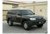 Very good condition Land cruiser 2006 only 298000 km