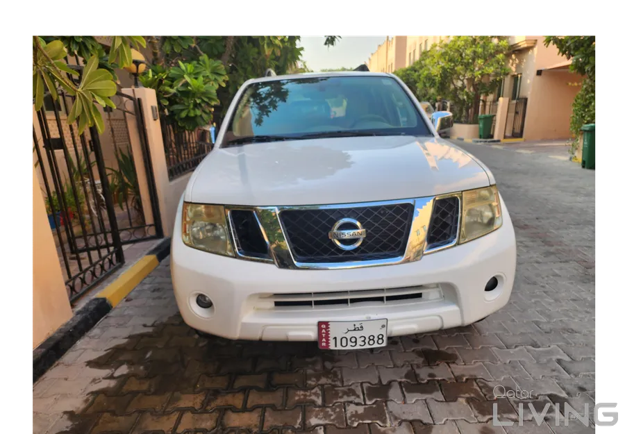 Nissan Pathfinder 2010 — QatarLiving