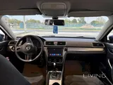Volkswagen passat 2016 - lady use