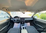 Volkswagen Passat - 2020 - Excellent condition