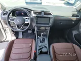 Volkswagen Tiguan Standard 2023 V4