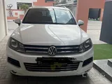 Volkswagen Touareg 2014 - Pristine Condition - Full Insurance until 2027