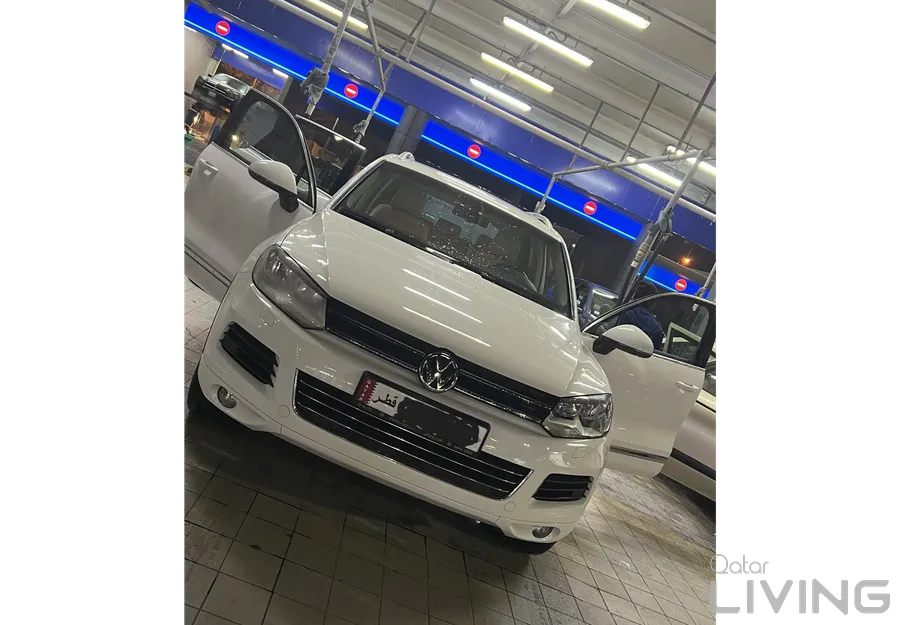 فولكس واجن Touareg 2015 — QatarLiving