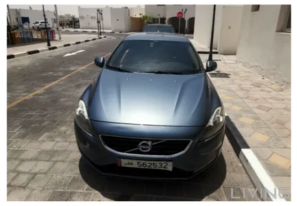 Volvo V40  2013