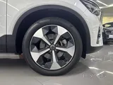 VOLVO XC40 B4 ULTIMATE DARK 2023 16,321 KM