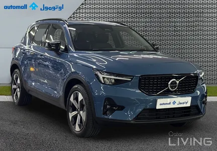 Volvo XC40  2023