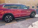 VW Teramont R-Line 2l Turbo 270HP AS NEW