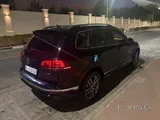 VW Touareg- R Line