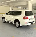 إصدار أبيض VXR