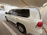 سيارة عائلية خالية من الحوادث
