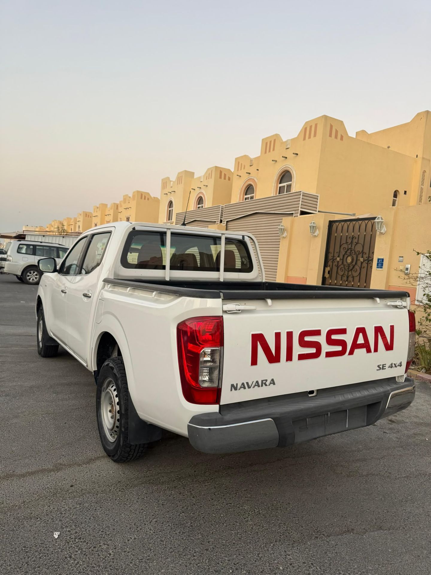 NISSAN NAVARA 2020 4×4