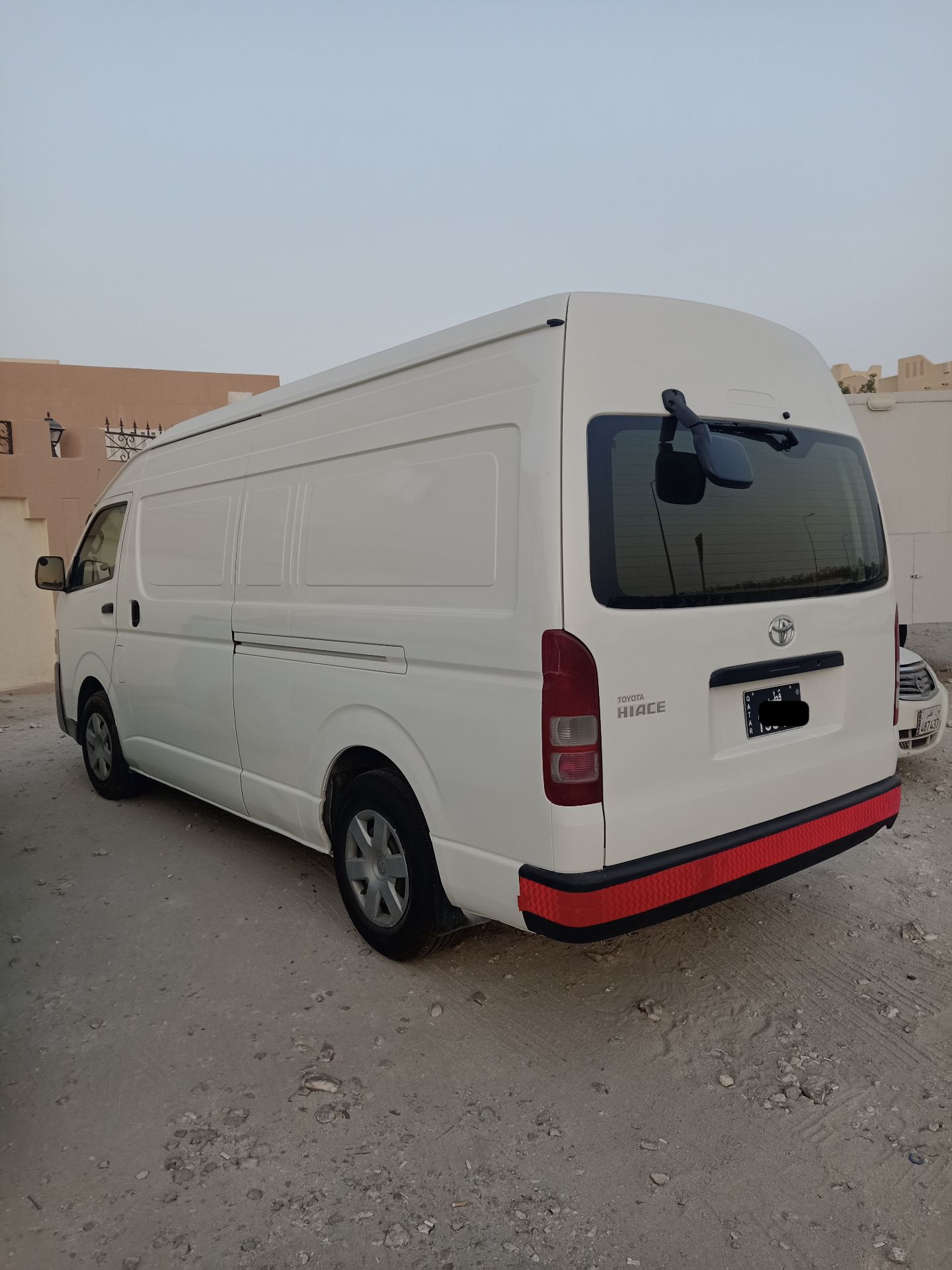 TOYOTA HIACE HI ROOF 2018