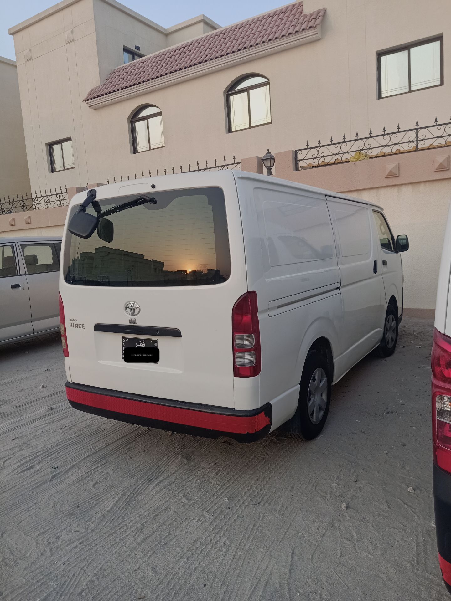 TOYOTA HIACE 2022