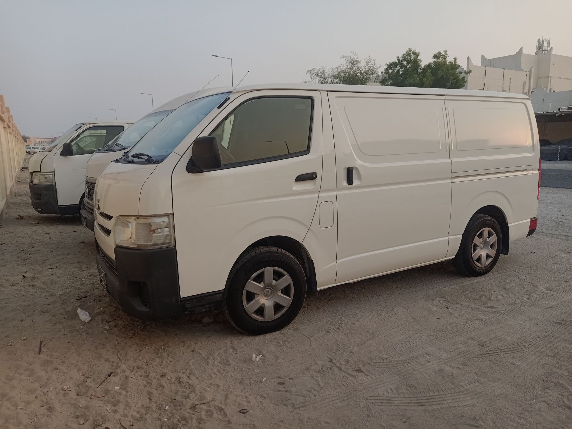 TOYOTA HIACE 2022