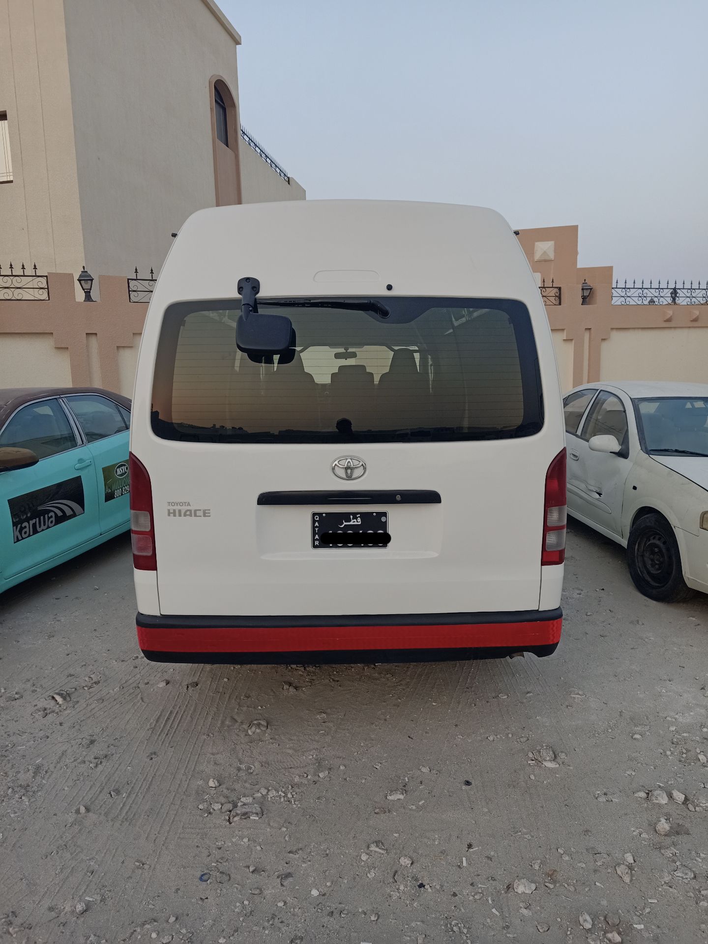 TOYOTA HIACE HI ROOF 2018