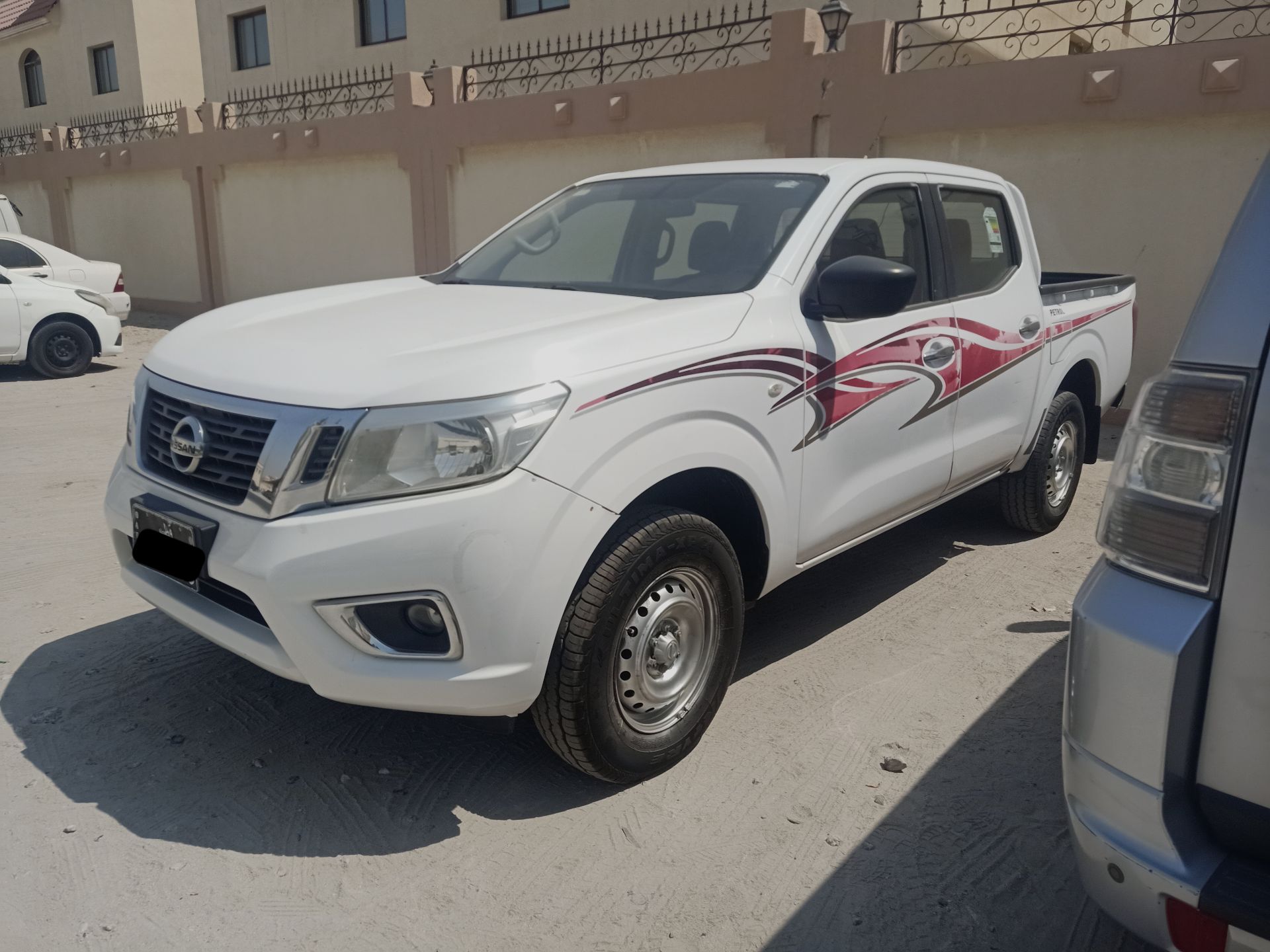 نيسان نافارا  2019