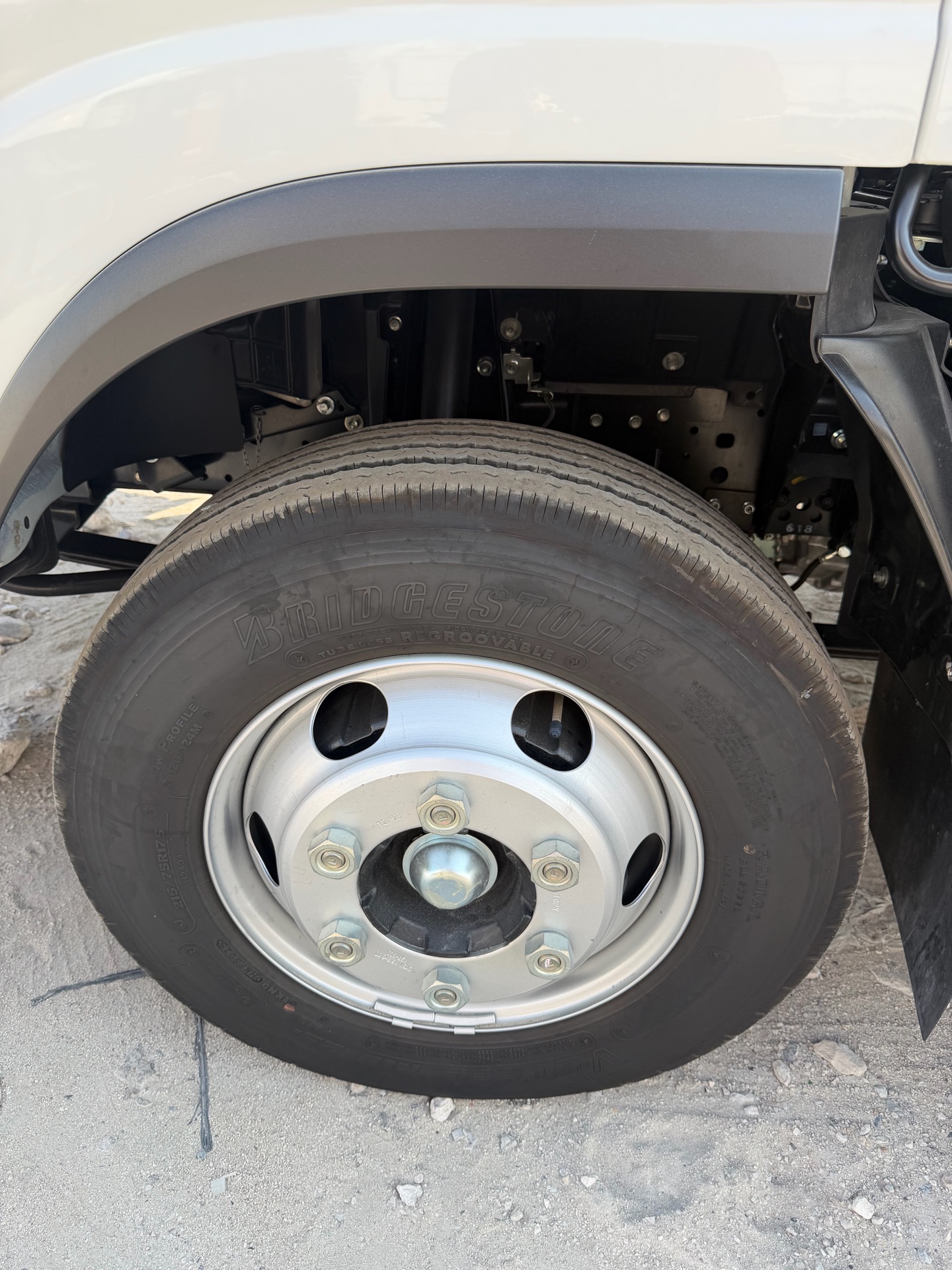 ISUZU TRUCK 2026 MODEL.  4 TON, 16 FEET