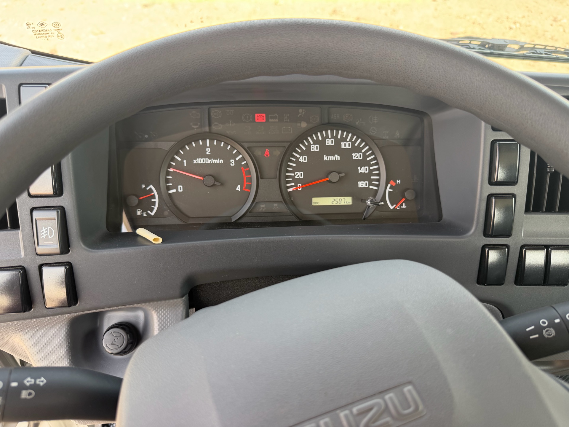 ISUZU TRUCK 2026 MODEL.  4 TON, 16 FEET