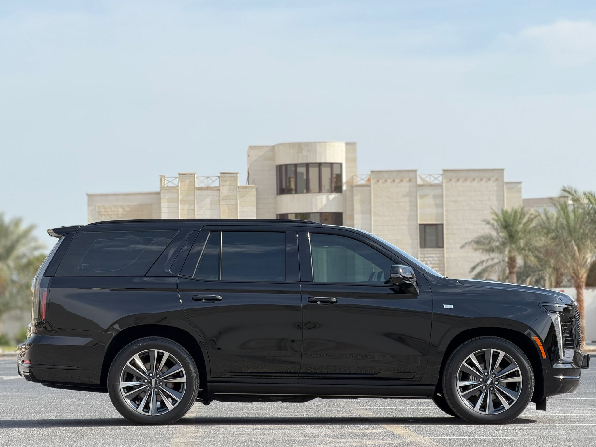 Cadillac Escalade 600 Sport 2025