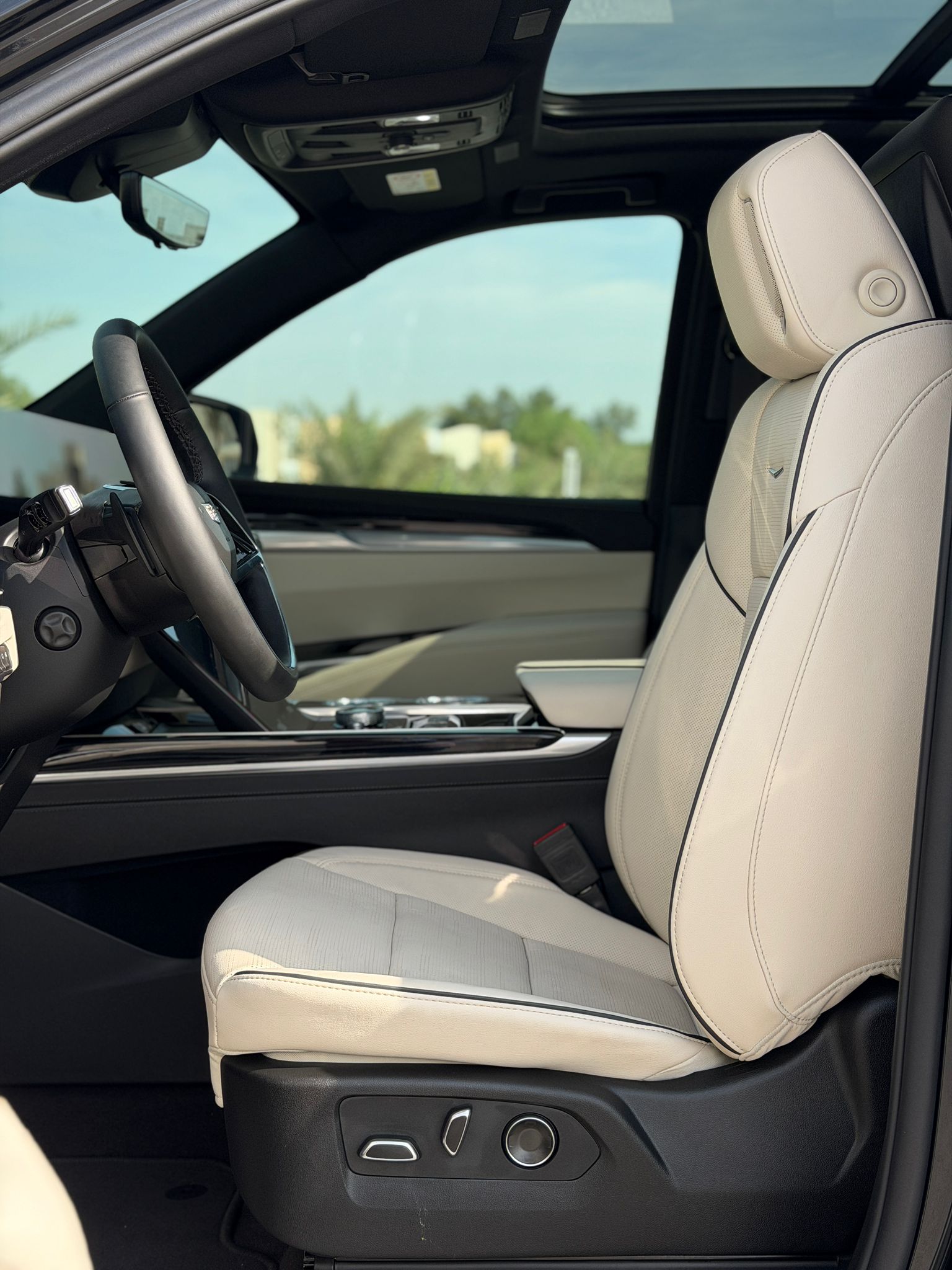 Cadillac Escalade 600 Sport 2025