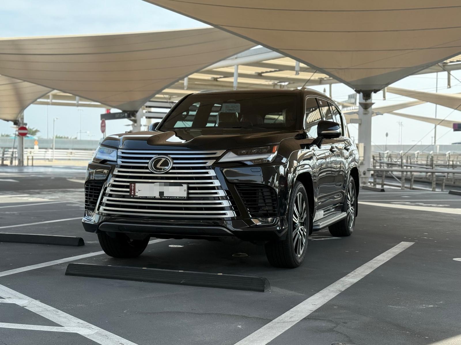 Lexus LX-600 2025